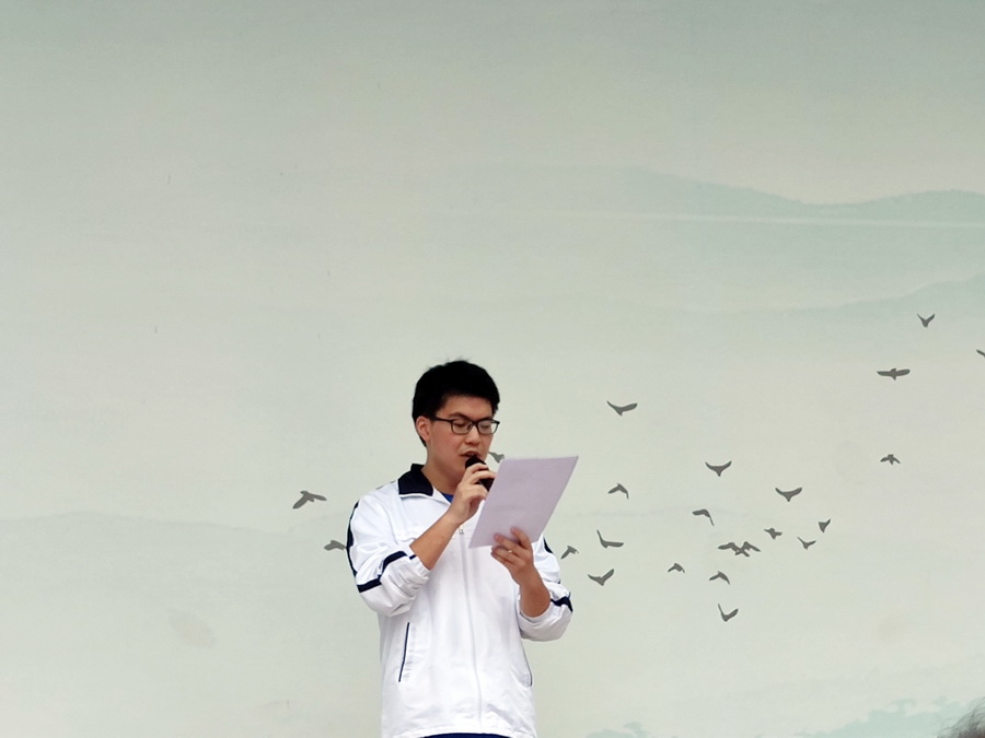 学生代表 陈皓文.jpg