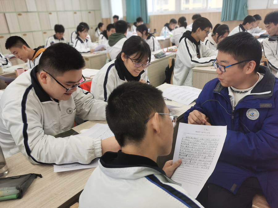 “听说读写”展芳华，“学研教比”竞风流