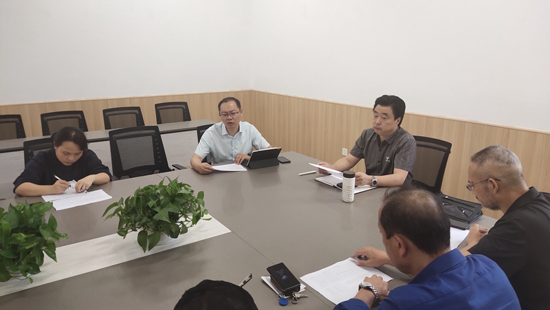 图2 教学部部长邓晓宇作工作安排.jpg