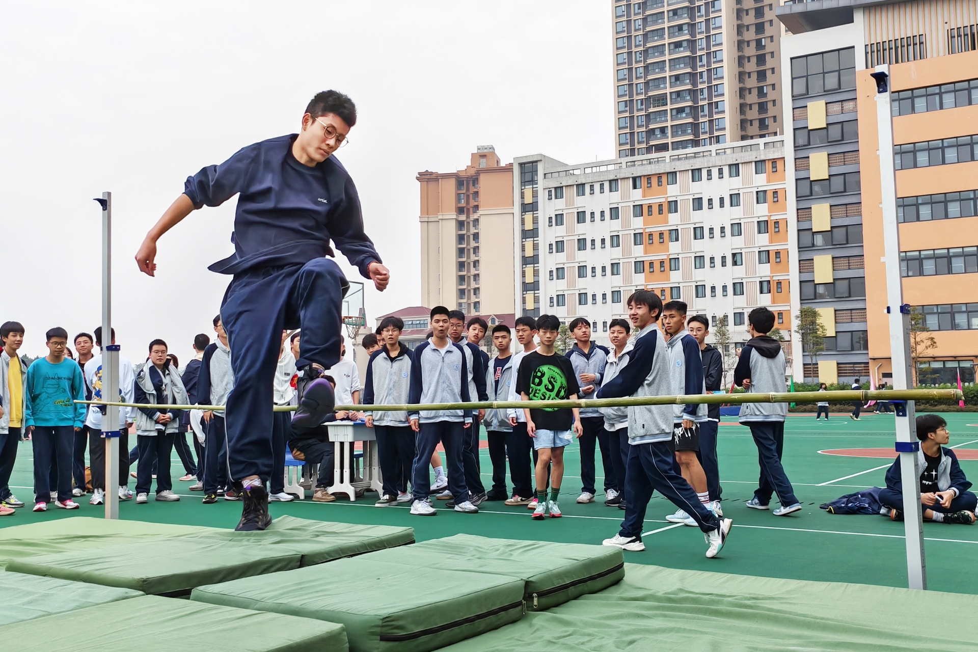 高2025届18班 徐浩天.jpg